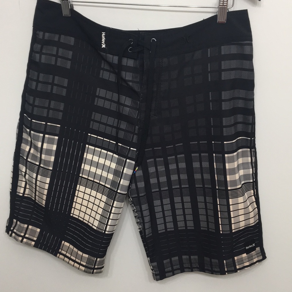Hurley Black Multi Board Shorts Size 34